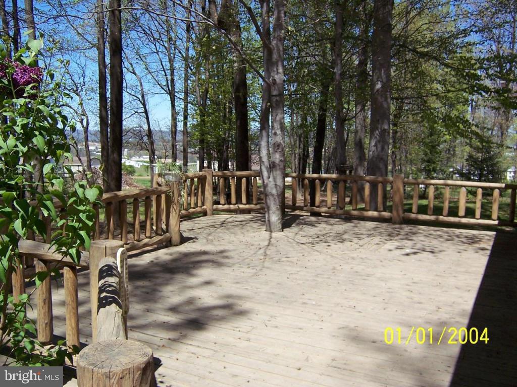359 Long Road Myerstown, PA 17067 - Photo 4 of 20 Gallery Image 4