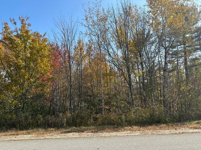 $32,900 | 4 Addie Road, Ellsworth, ME 04605