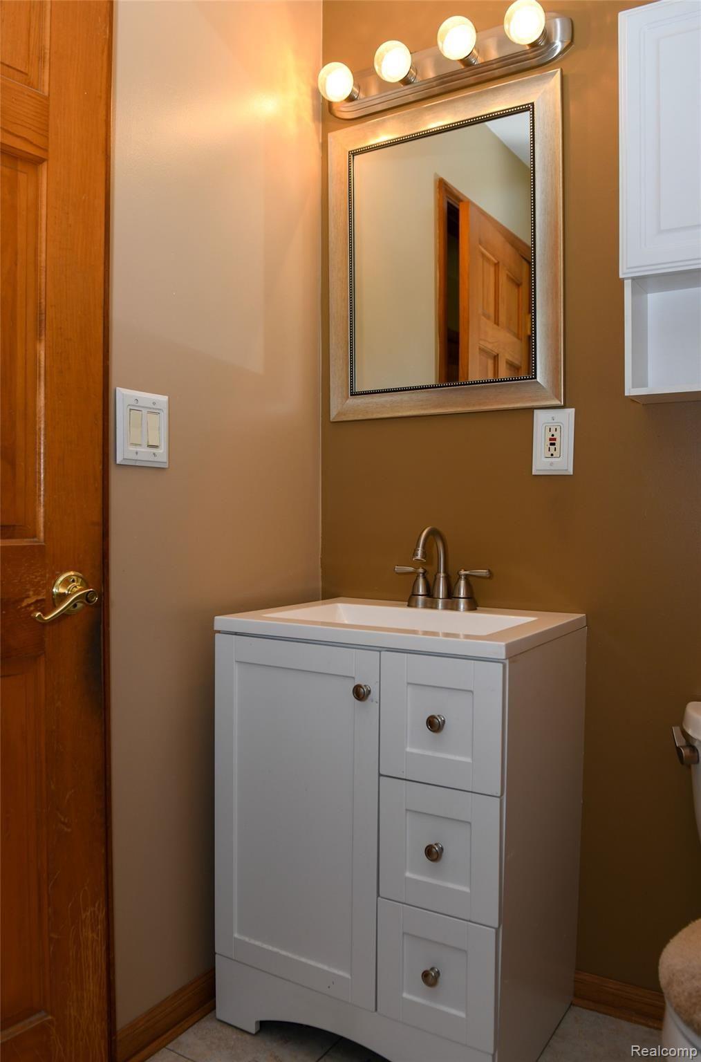 2016 Bristol Road Imlay City, MI 48444 - Photo 20 of 45 DSC_1328.jpg