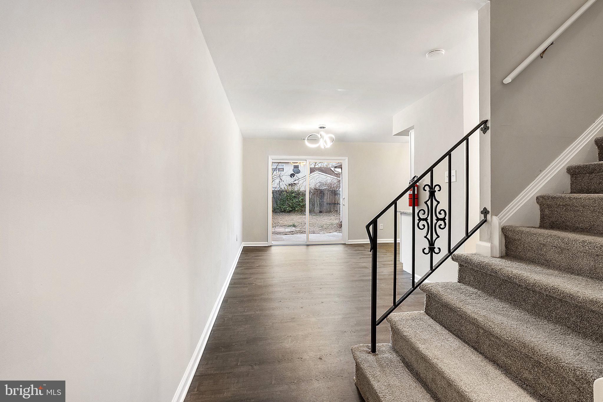 82 Colonial Square Drive Lindenwold, NJ 08021 - Photo 5 of 24 Gallery Image 5