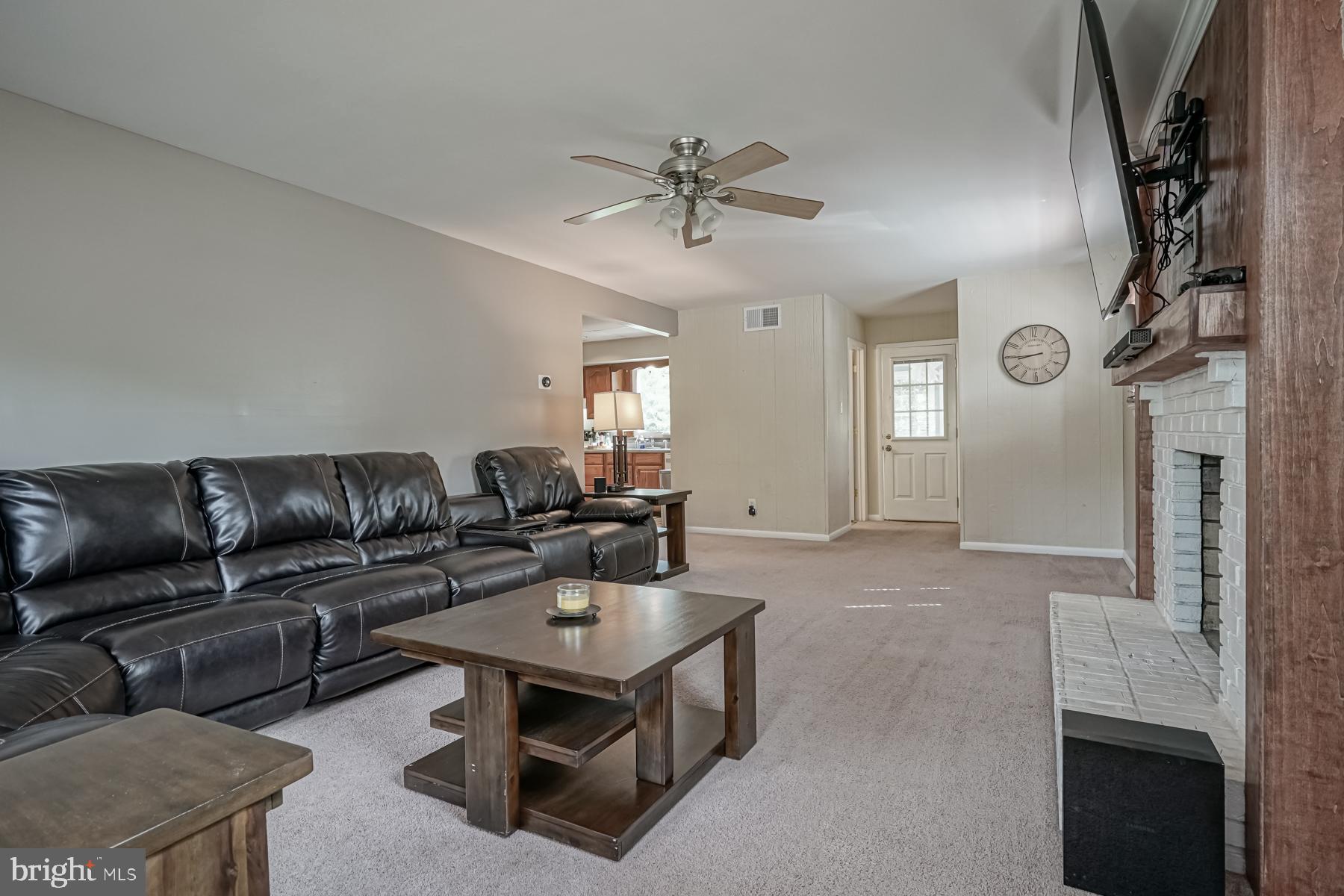 161 Stagecoach Road Sicklerville, NJ 08081 - Photo 13 of 29 Family Room