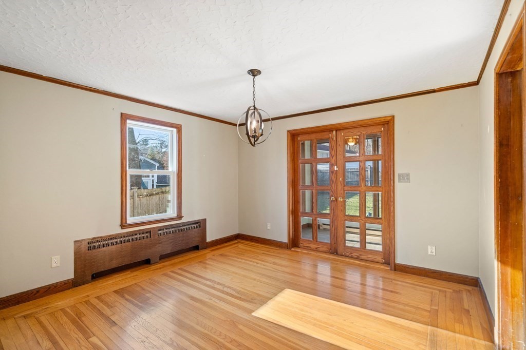 3 Old English Road Worcester, MA 01609 - Photo 7 of 36 a view of an empty room with window