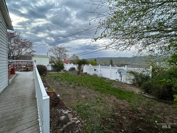 $375,000 | 2709 9th Avenue, Lewiston, ID 83501