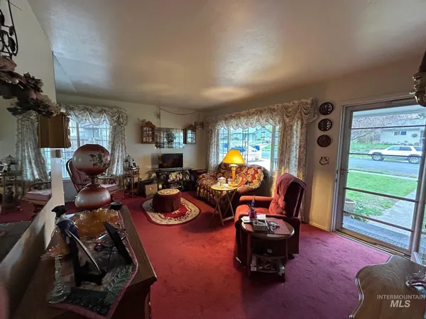 $375,000 | 2709 9th Avenue, Lewiston, ID 83501