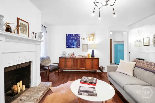 $475,000 | 121 West Park Avenue, Unit 1, Savannah, GA 31401