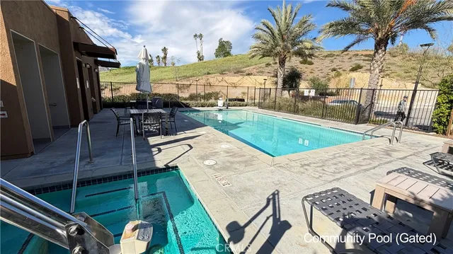 $4,250 | 12745 Watt Lane, Unit A, Sylmar, CA 91342