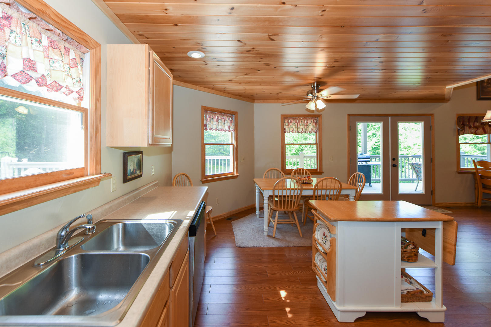 448 Laurel Valley Road Townsend, TN 37882 - Photo 17 of 35 DSC_3169