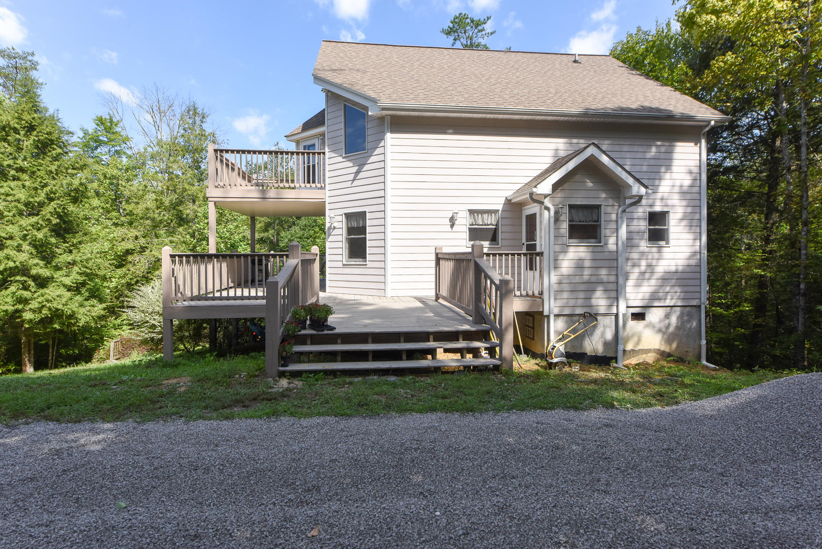 448 Laurel Valley Road Townsend, TN 37882 - Photo 4 of 35 DSC_3209