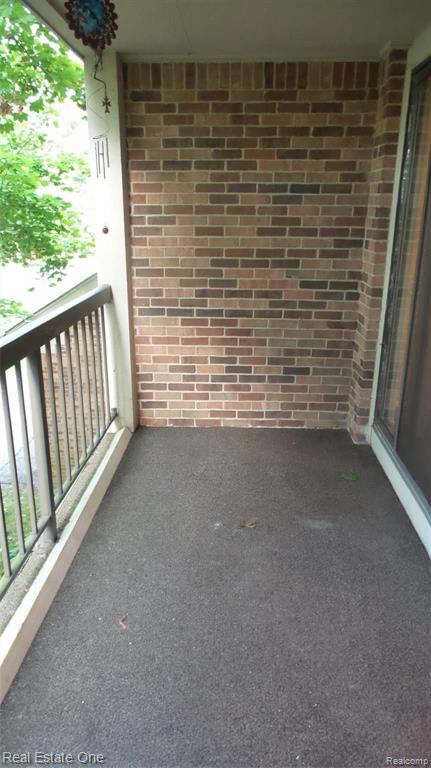 29535 Pine Ridge Circle, Unit 10 Farmington, MI 48331 - Photo 36 of 43