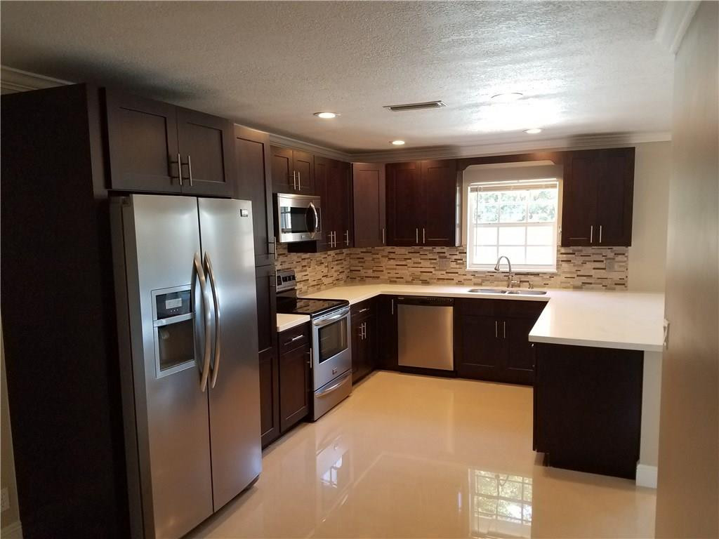 10366 Sleepy Brook Way Boca Raton, FL 33428 - Photo 3 of 16 Photo 3