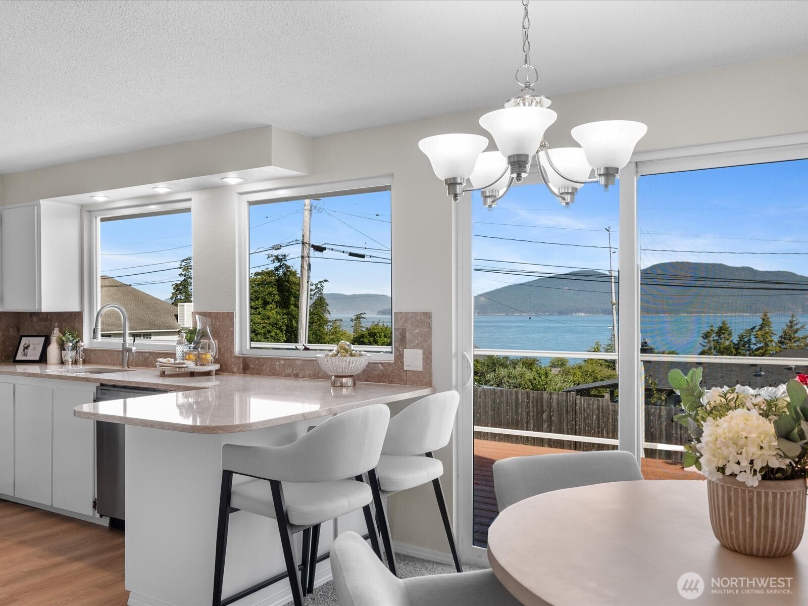 3420 West 3rd Street Anacortes, WA 98221 - Photo 11 of 40