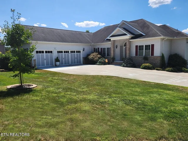 $949,000 | 125 Eladi Trail, Vonore, TN 37885