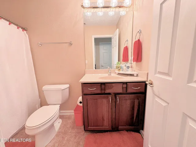 $949,000 | 125 Eladi Trail, Vonore, TN 37885