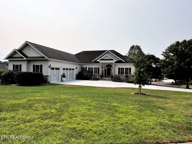 $949,000 | 125 Eladi Trail, Vonore, TN 37885