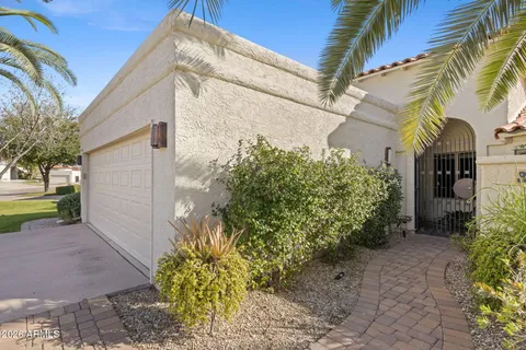 a view of a back yard of the house