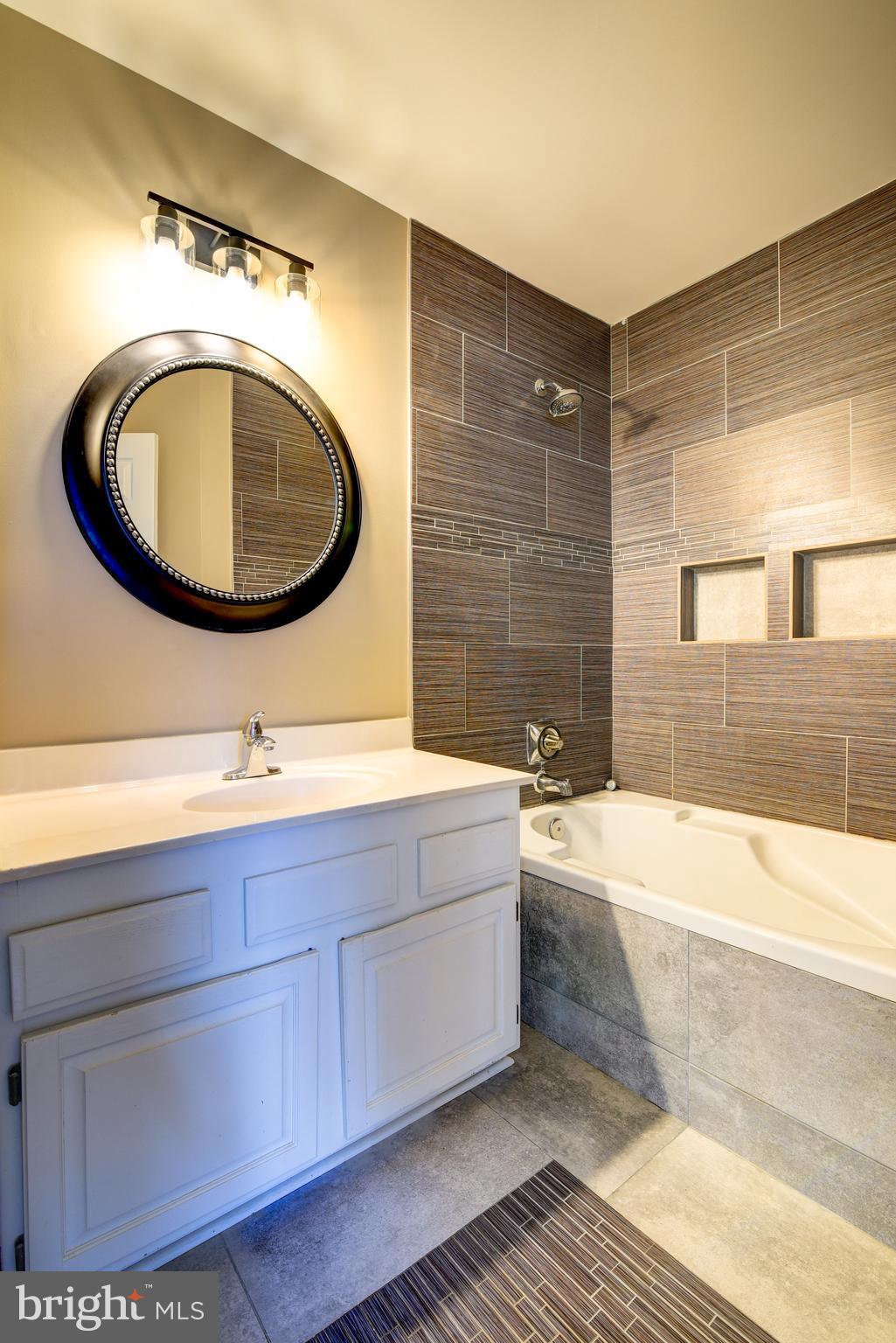20202 Brookview Square Ashburn, VA 20147 - Photo 23 of 50
