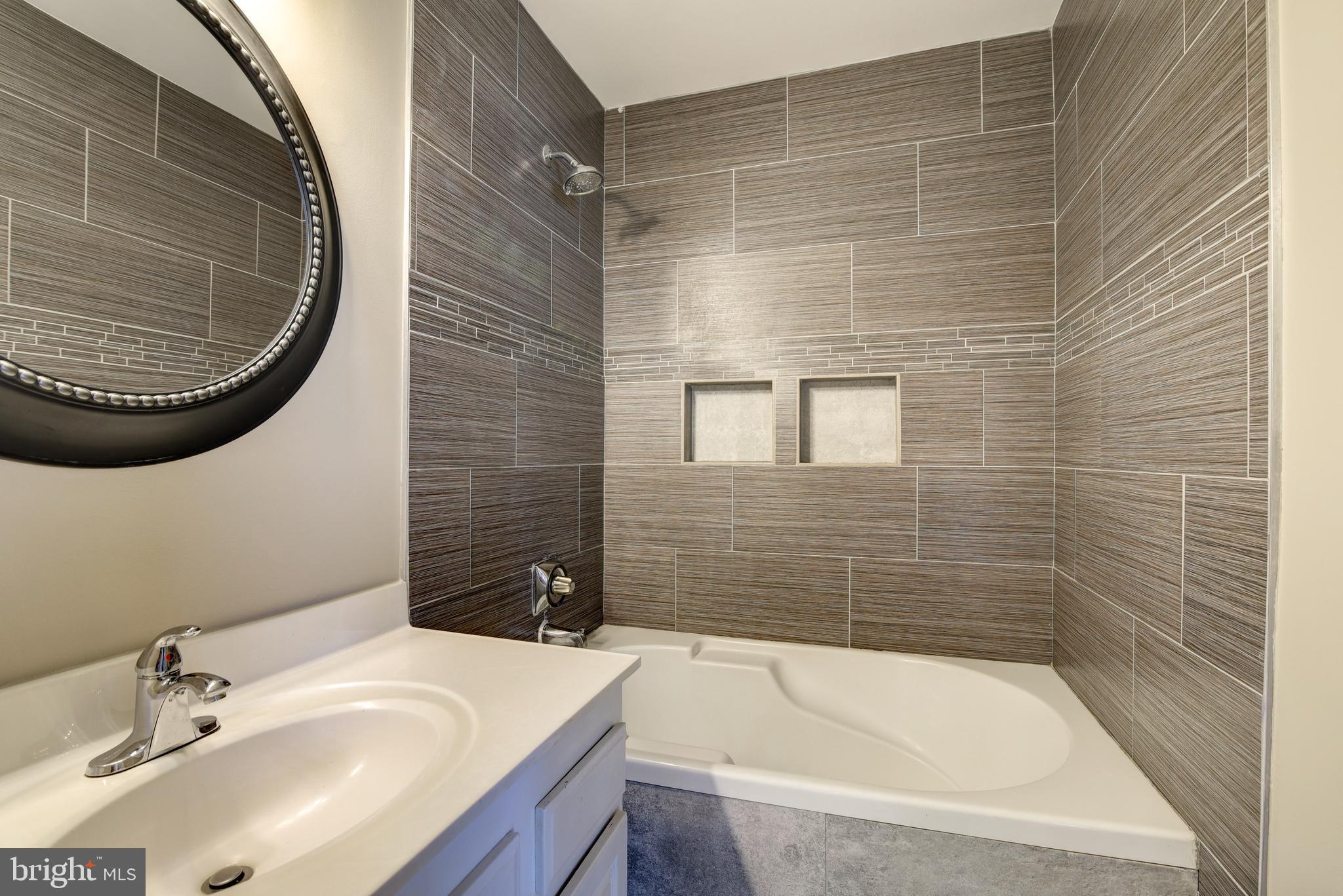 20202 Brookview Square Ashburn, VA 20147 - Photo 24 of 50