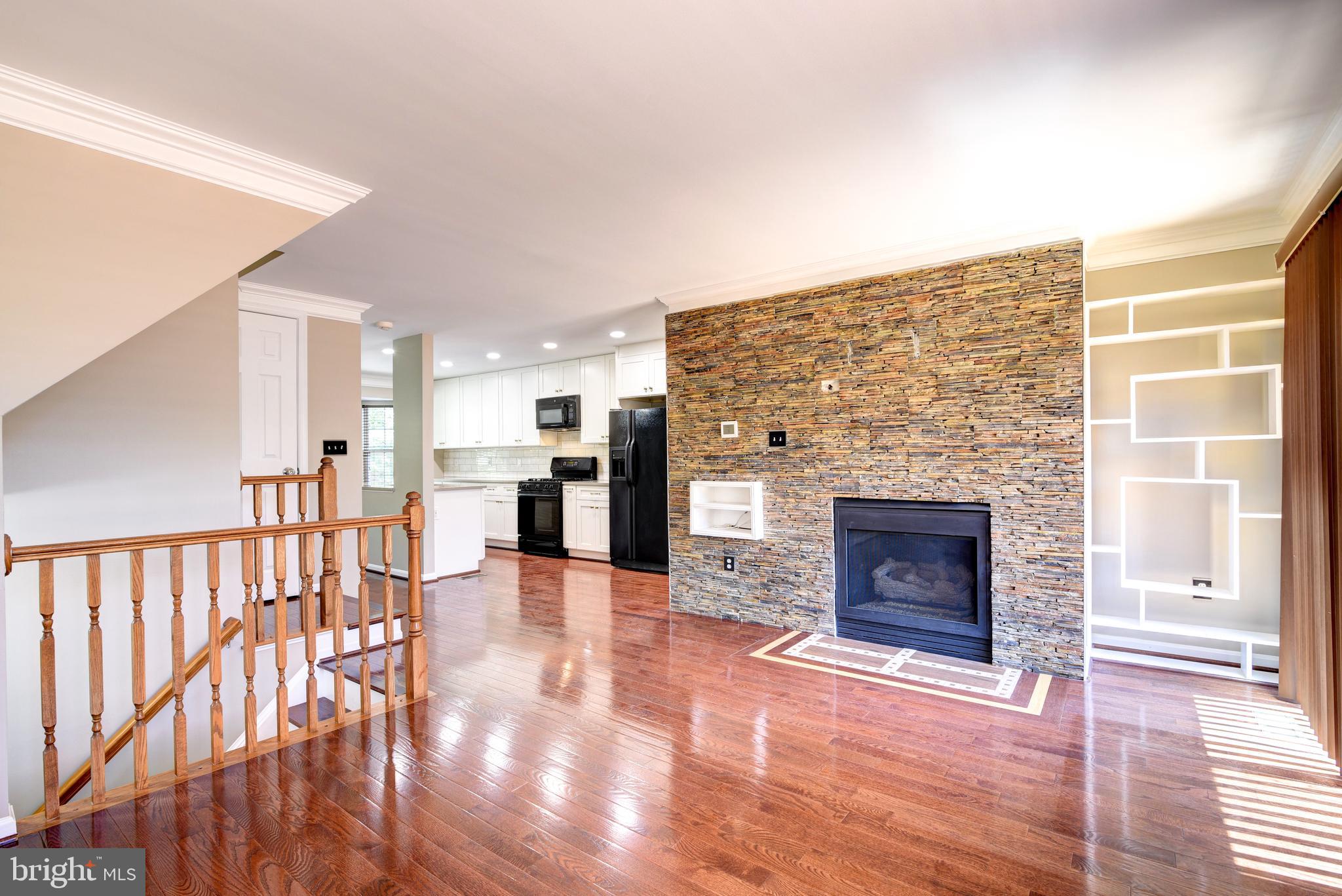 20202 Brookview Square Ashburn, VA 20147 - Photo 9 of 50