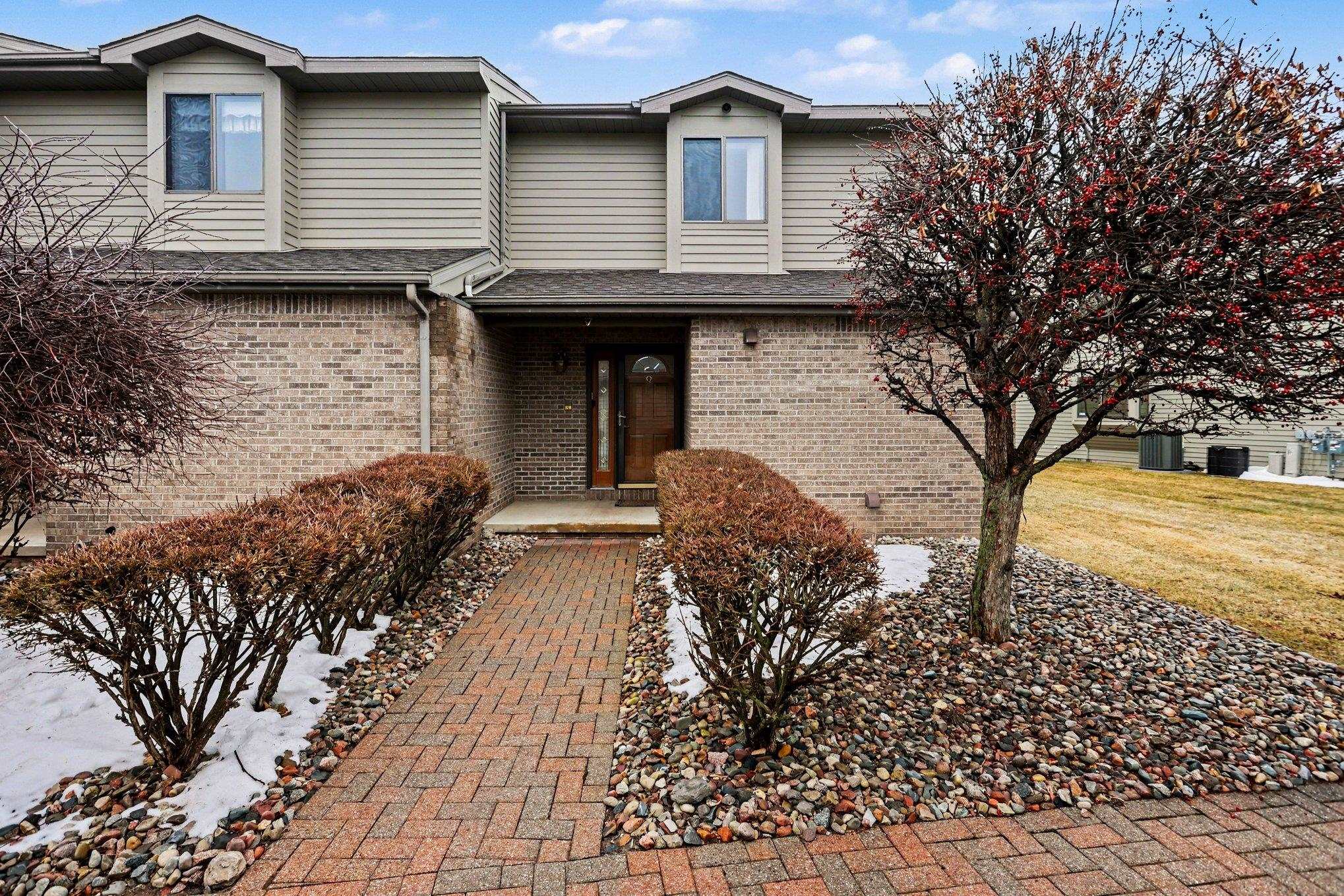 37 Harbour View Point Linwood, MI 48634 - Photo 2 of 31 Gallery Image 2