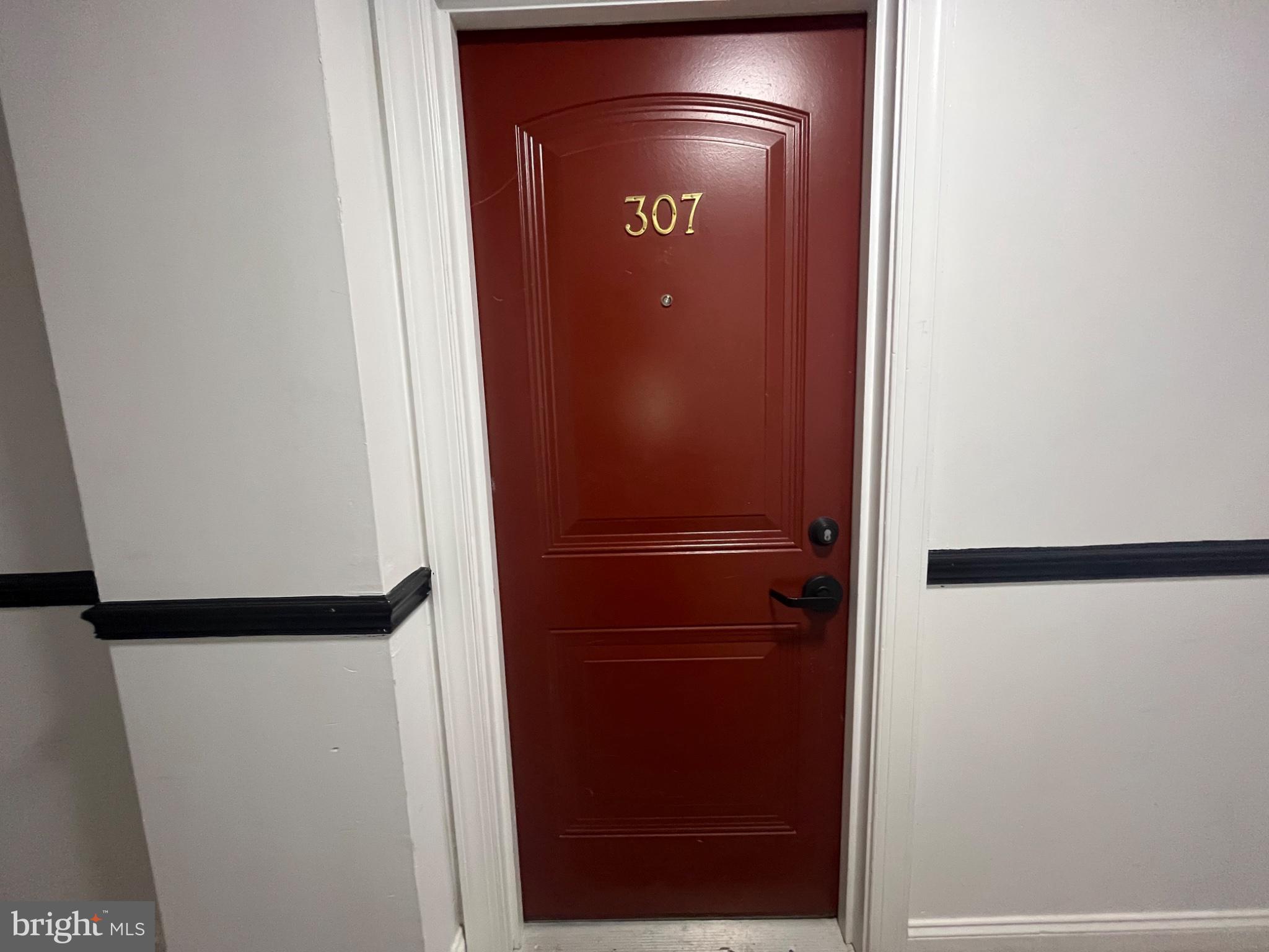 740 Vernon Road Philadelphia, PA 19119 - Photo 13 of 13 Inviting entrance to Room 307