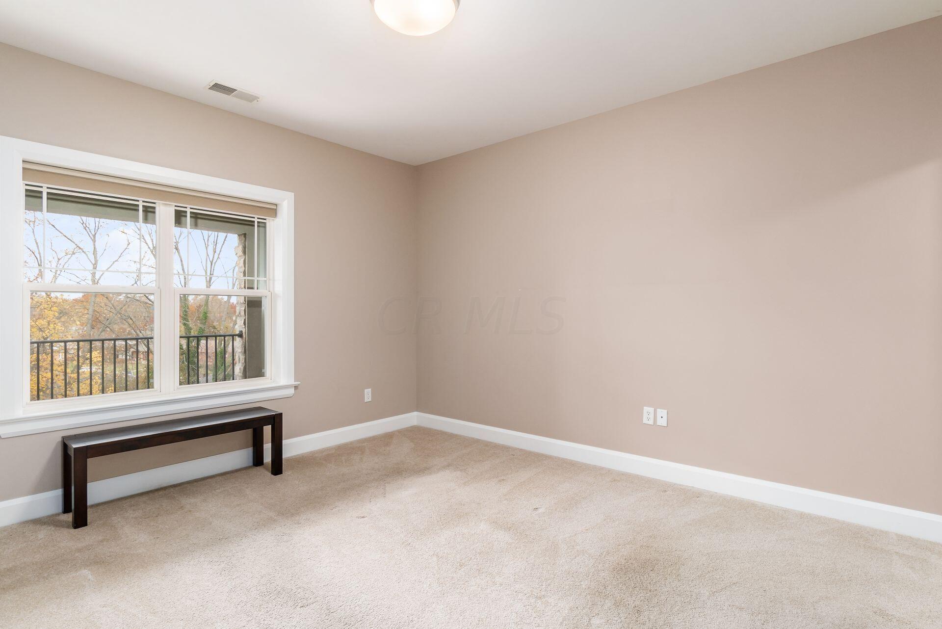 3175 Tremont Road, Unit 407 Columbus, OH 43221 - Photo 27 of 40 032_5d74a0_e 3175 Tremont 056