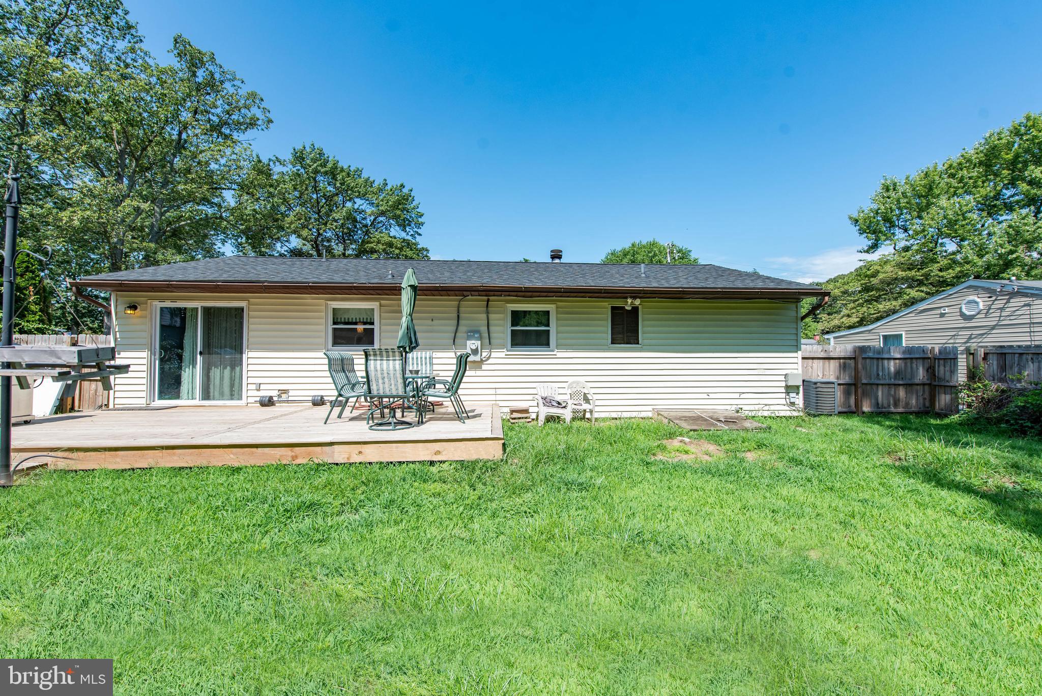 8425 Lockwood Road Pasadena, MD 21122 - Photo 33 of 34 Gallery Image 33