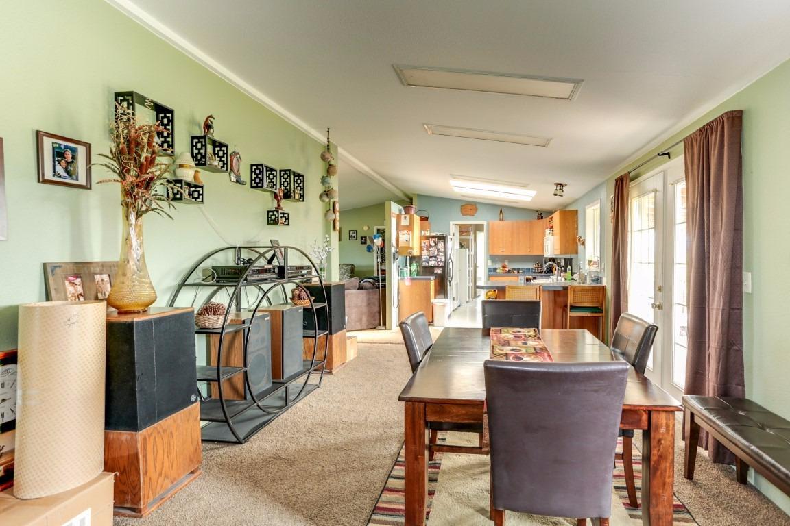 856 East Dutton Road Eagle Point, OR 97524 - Photo 22 of 27 Additional Photo