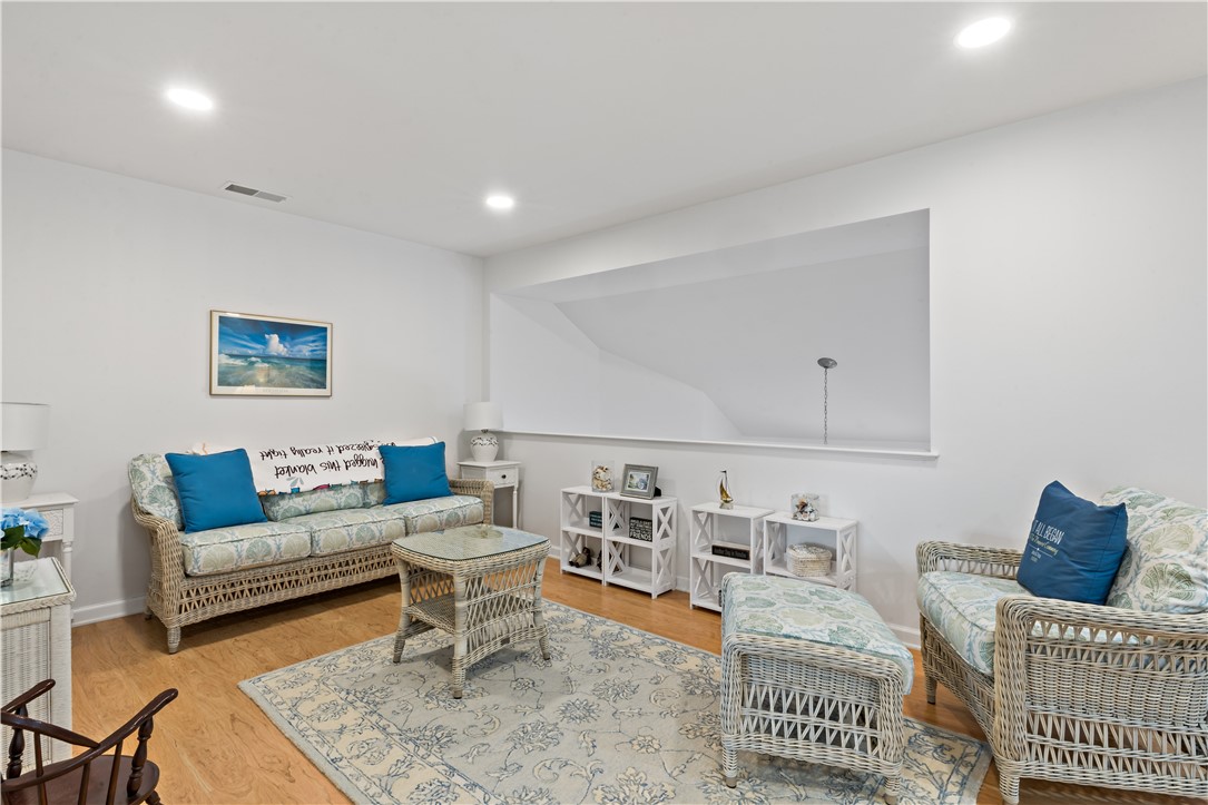 31 Chatham Road South Kingstown, RI 02879 - Photo 21 of 34