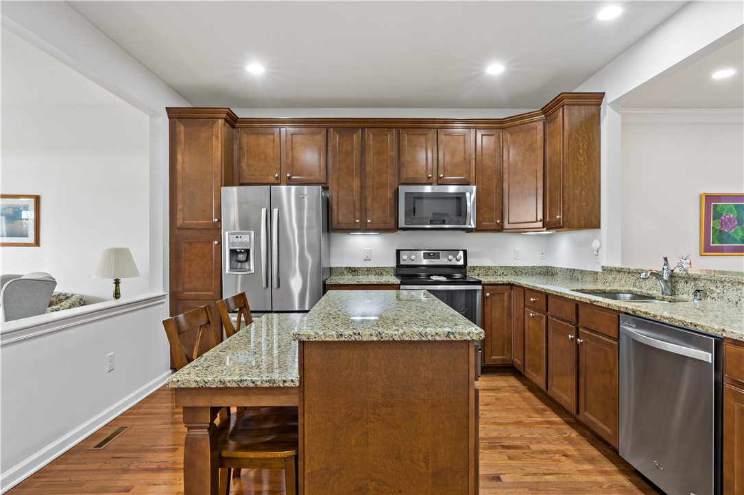 31 Chatham Road South Kingstown, RI 02879 - Photo 10 of 34