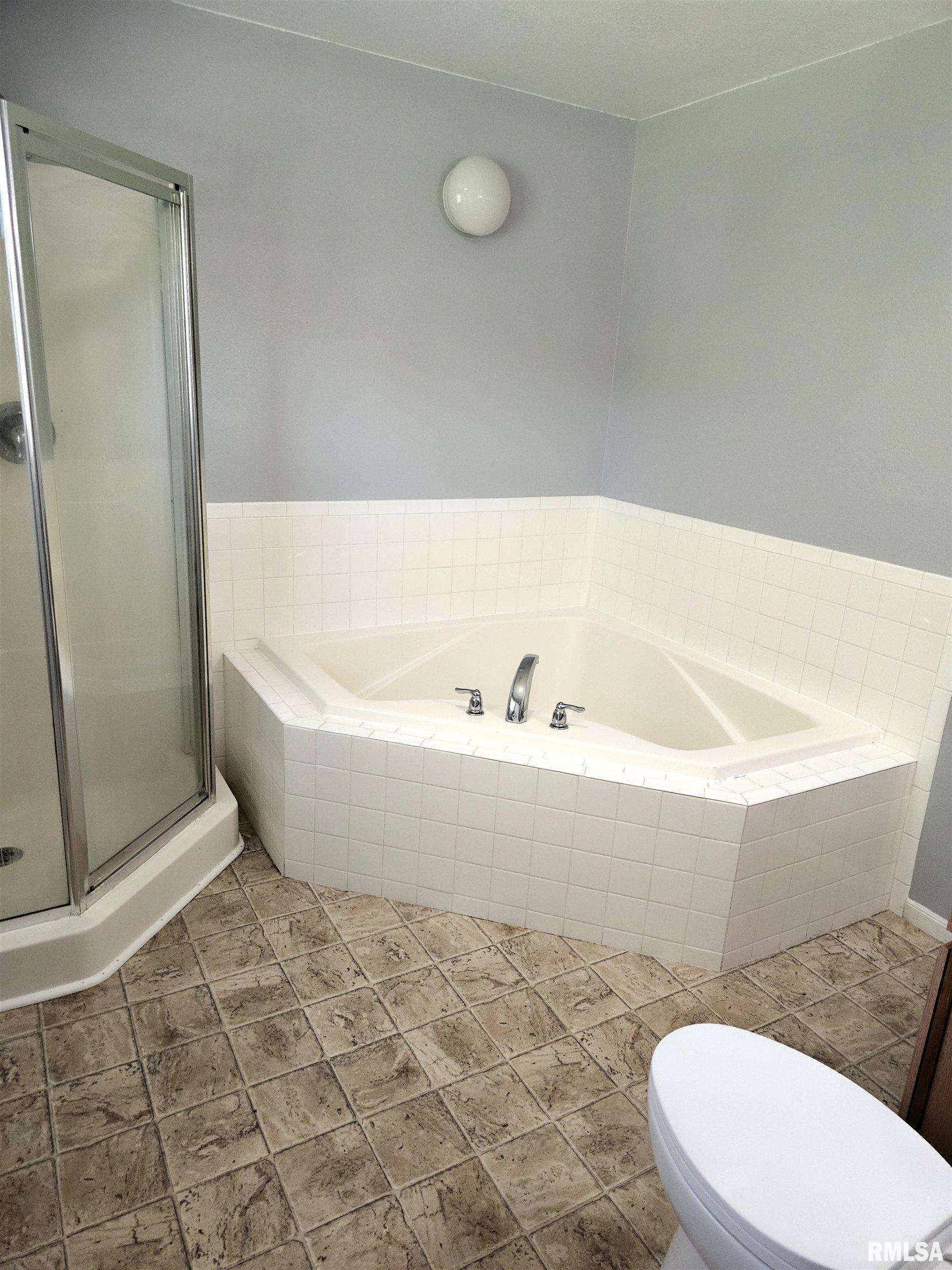 306 Ernest Street Washington, IL 61571 - Photo 15 of 26