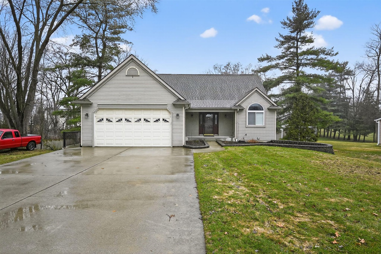 4125 Rural Street Waterford, MI 48329 - Photo 1 of 54