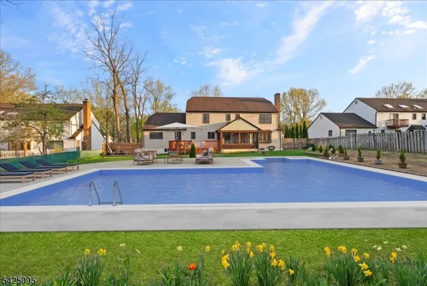 $1,180,000 | 5 Fowler Place, Montville, NJ 07045