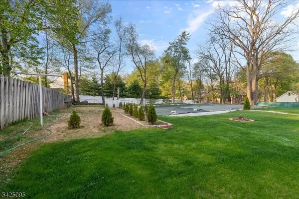 $1,180,000 | 5 Fowler Place, Montville, NJ 07045