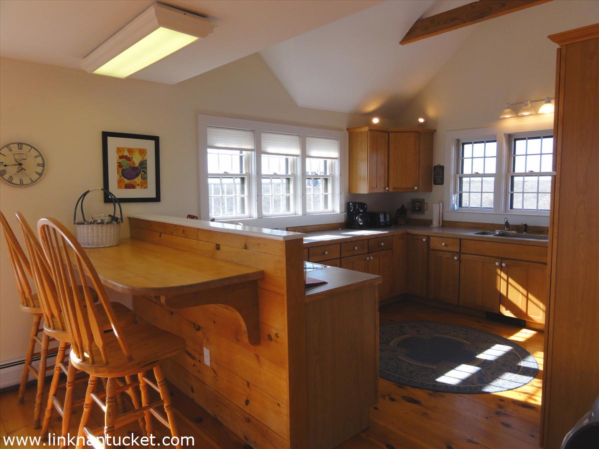 7 Wigwam Road Nantucket, MA 02554 - Photo 12 of 15 Gallery Image 12