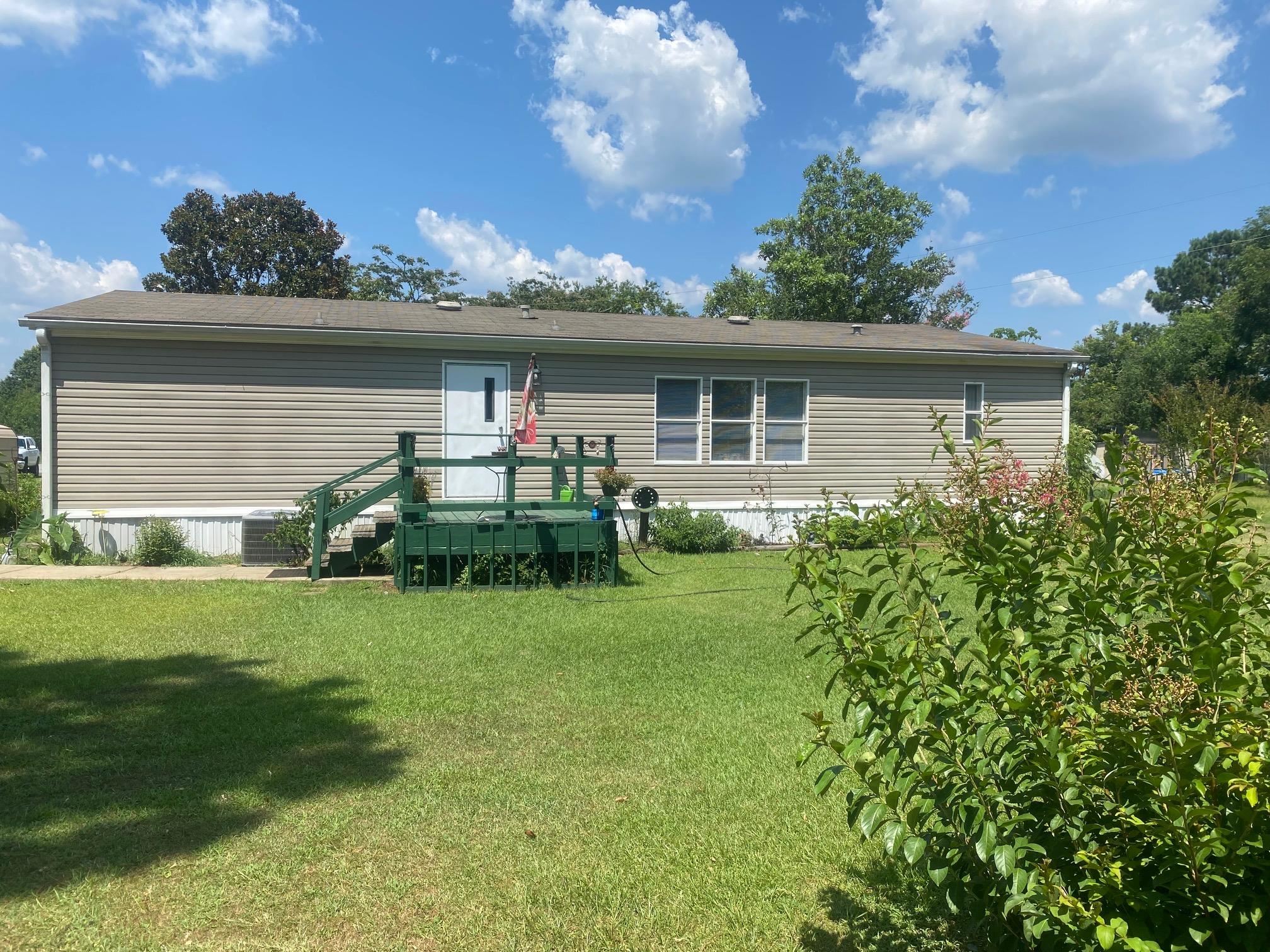 204 Swallow Circle Robertsdale, AL 36567 - Photo 2 of 17
