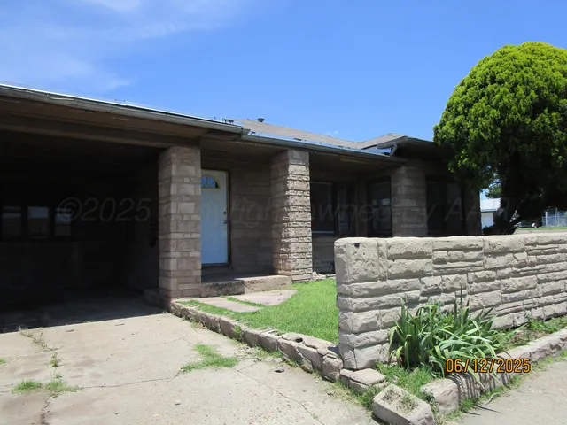 $700 | 704 Lee Street, Borger, TX 79007