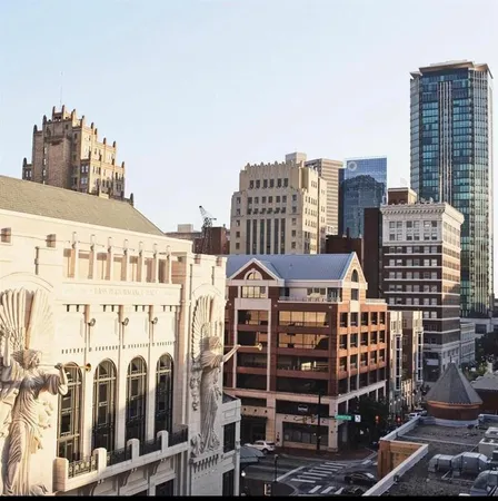 $622,400 | 500 Throckmorton Street, Unit 2305, Fort Worth, TX 76102