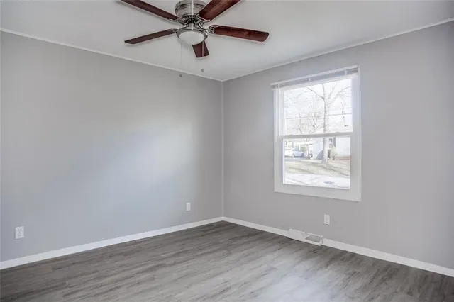 $215,000 | 7906 North Pennsylvania Avenue, Kansas City, MO 64118