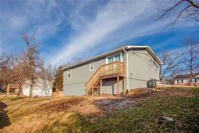 $215,000 | 7906 North Pennsylvania Avenue, Kansas City, MO 64118