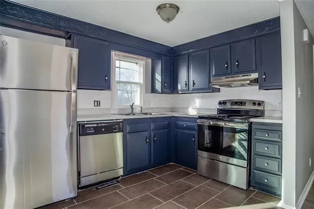 $215,000 | 7906 North Pennsylvania Avenue, Kansas City, MO 64118