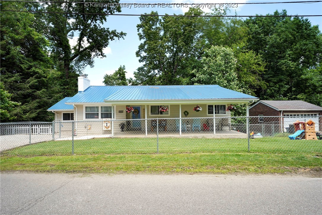 1411 Longridge Road Charleston, WV 25314 - Photo 1 of 28 Gallery Image 1