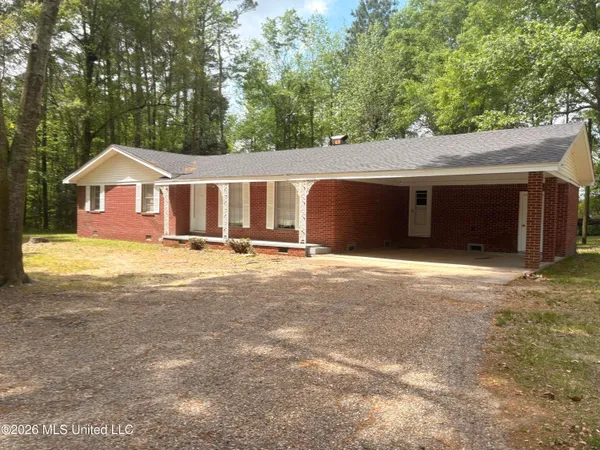 $215,000 | 9855 Highway 501, Forest, MS 39074