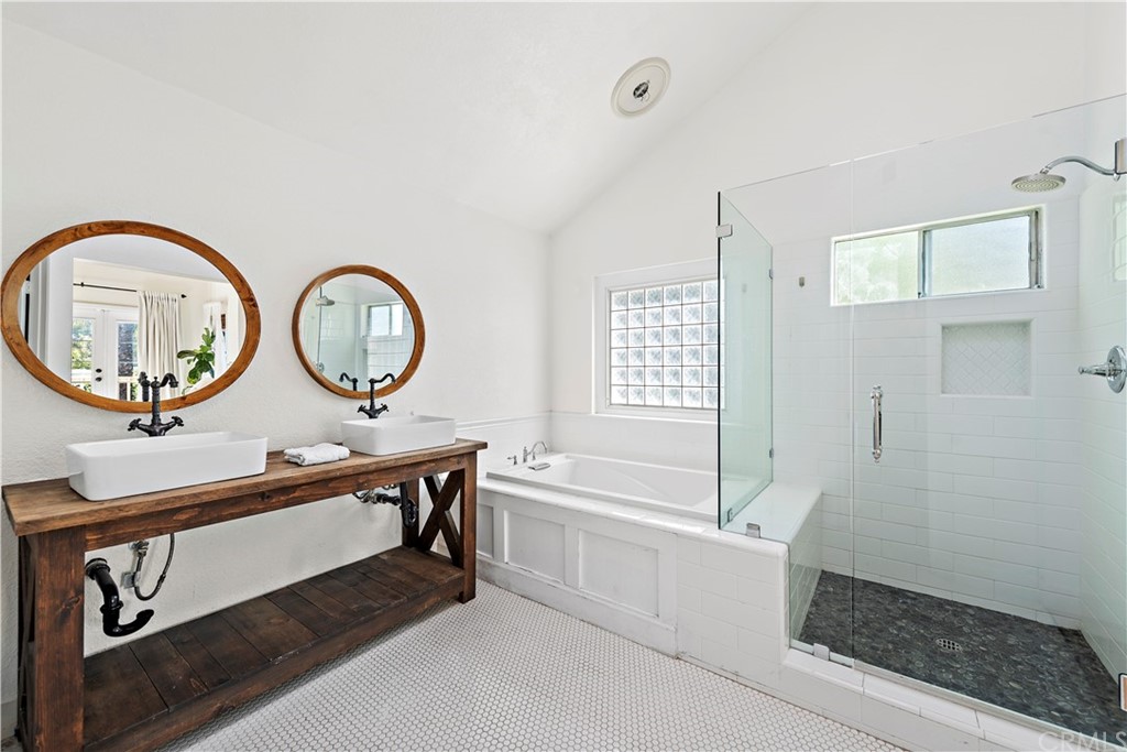 2899 Riachuelo San Clemente, CA 92673 - Photo 12 of 22 a view of a livingroom with furniture and window
