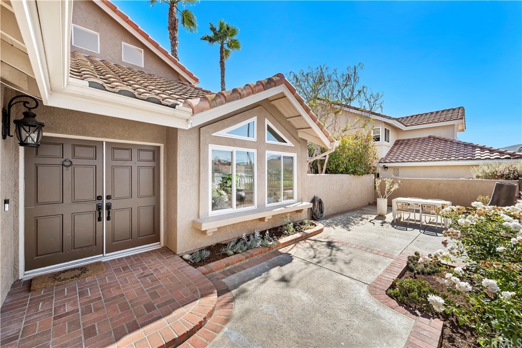2899 Riachuelo San Clemente, CA 92673 - Photo 19 of 22 a view of a house with a outdoor space