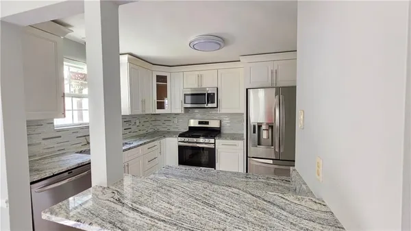 $2,000 | 1003 Wedgewood Way, Atlanta, GA 30350