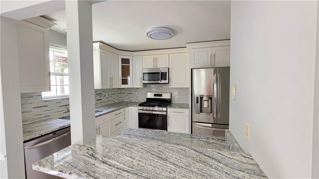 1003 Wedgewood Way Atlanta, GA 30350 - Photo 1 of 20