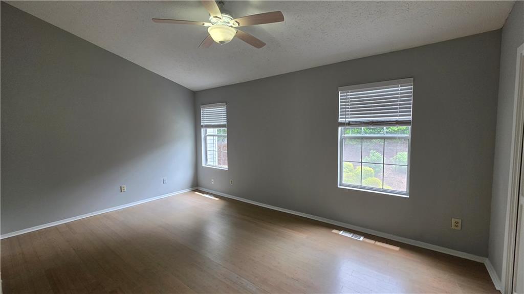 1003 Wedgewood Way Atlanta, GA 30350 - Photo 10 of 20