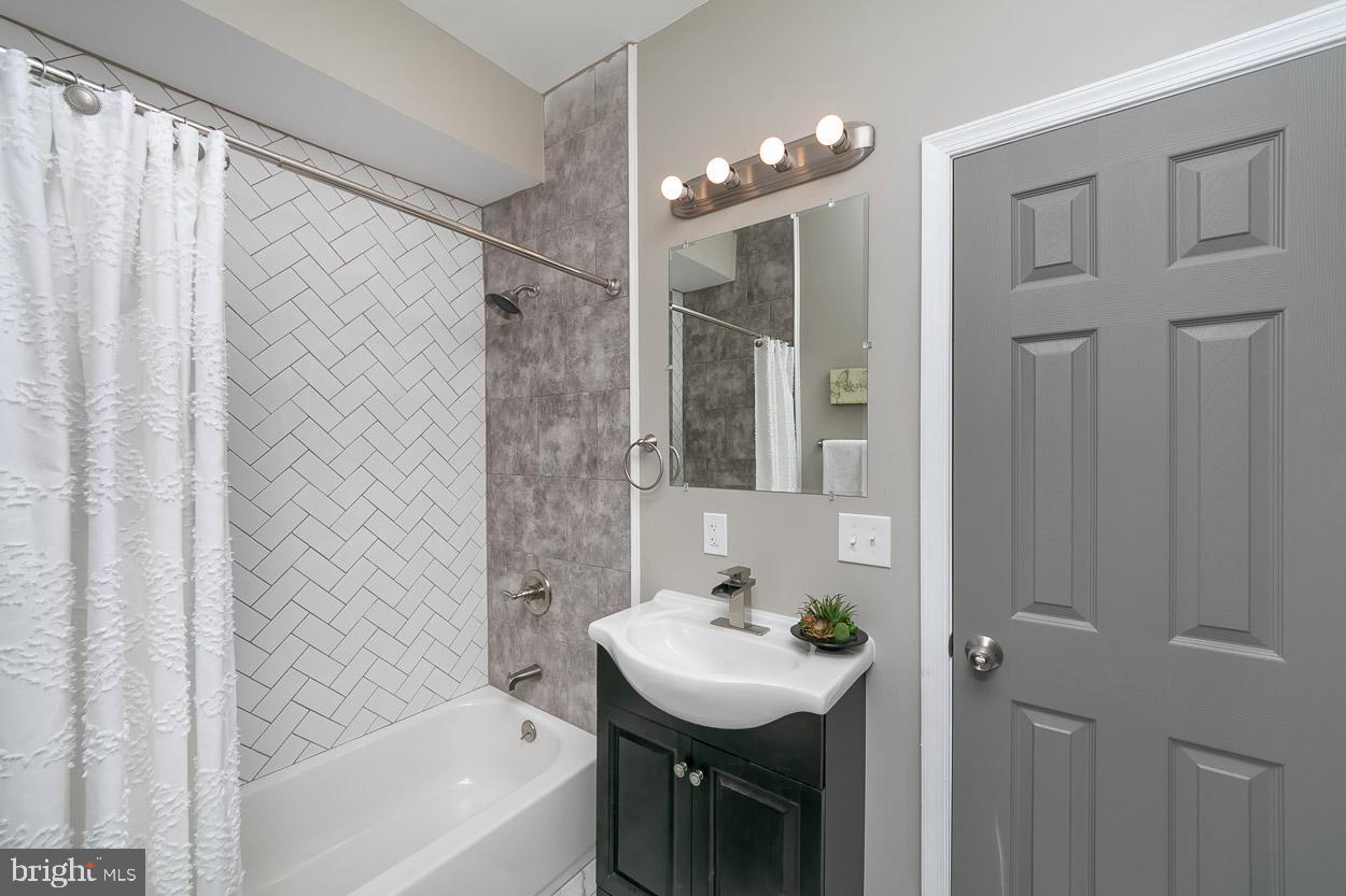 1913 Cedric Road Baltimore, MD 21216 - Photo 21 of 35 Gallery Image 21