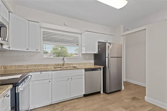 $430,000 | 421 Southwest 64th Terrace, Margate, FL 33068