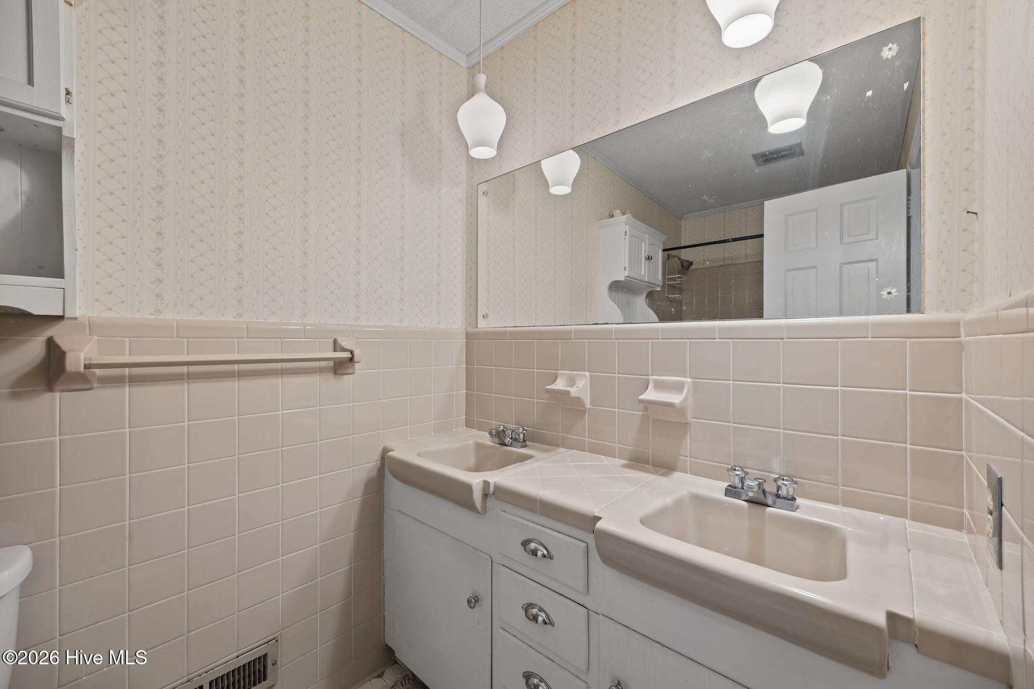 2202 Riley Road Kinston, NC 28504 - Photo 37 of 55 40-web-or-mls-IMG_9945